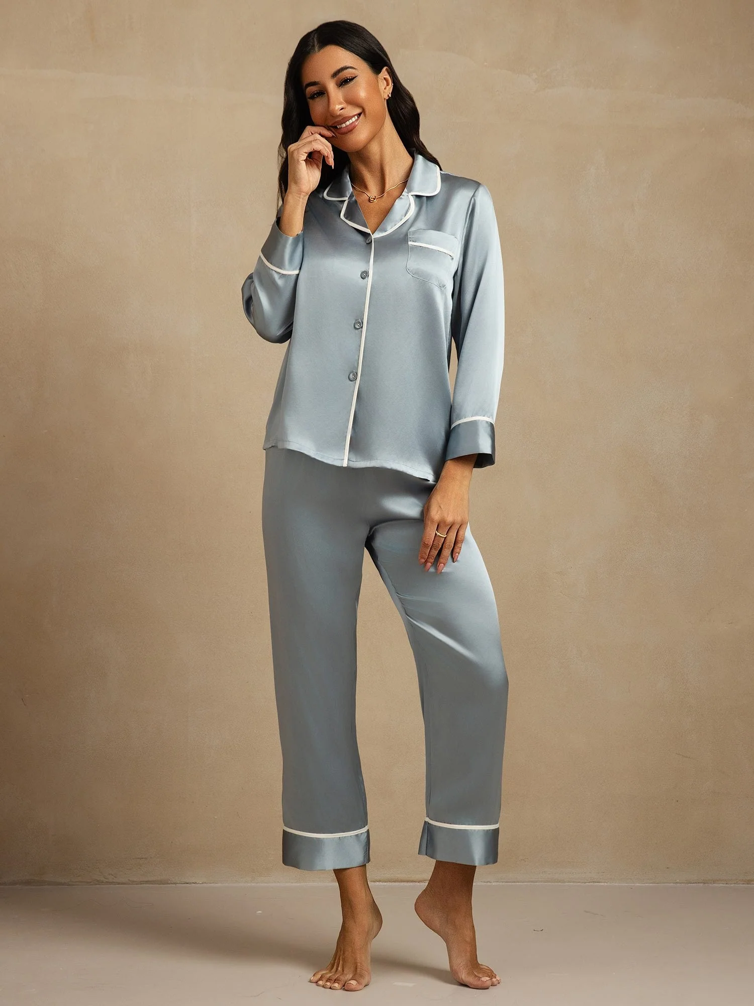 100% Morbær Silke Klassisk Pyjamassæt - Image 15