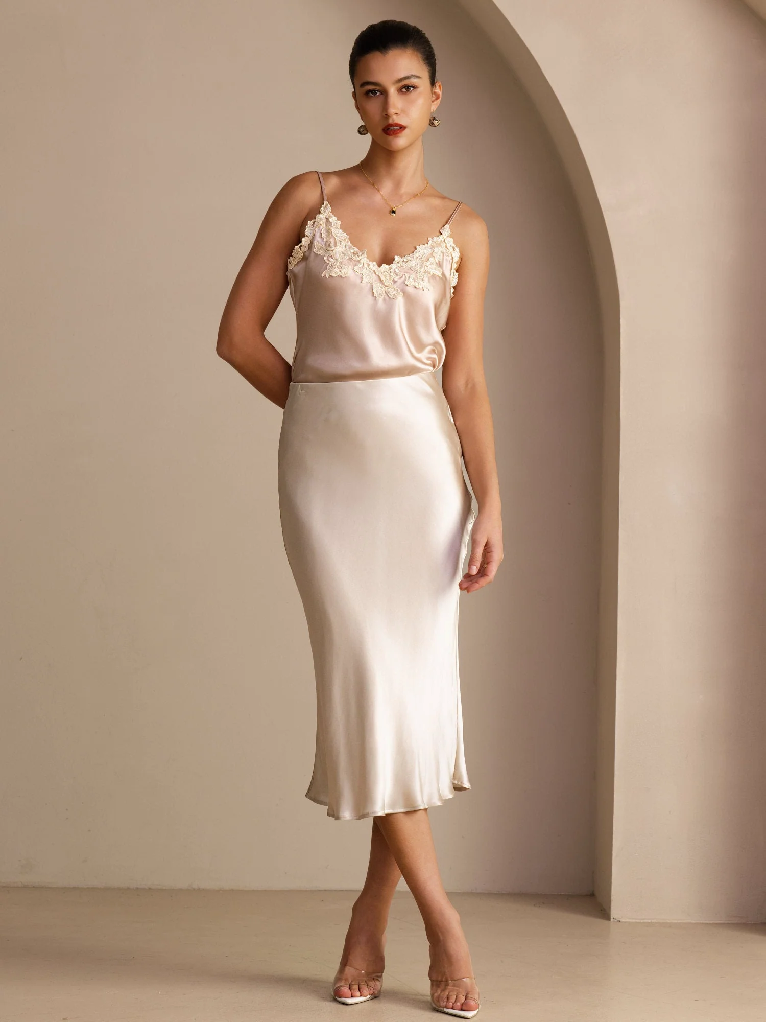 Elegant Basis Nederdel i Ren Silke - Image 11