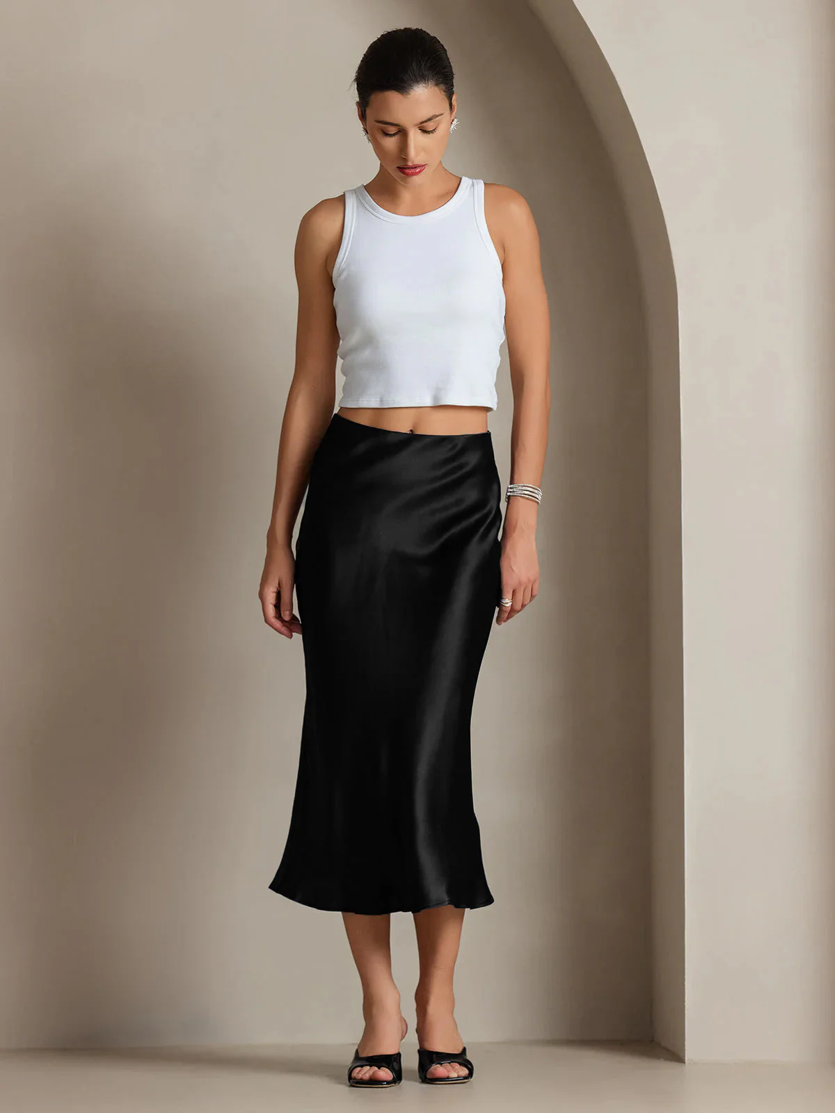 Elegant Basis Nederdel i Ren Silke - Image 15