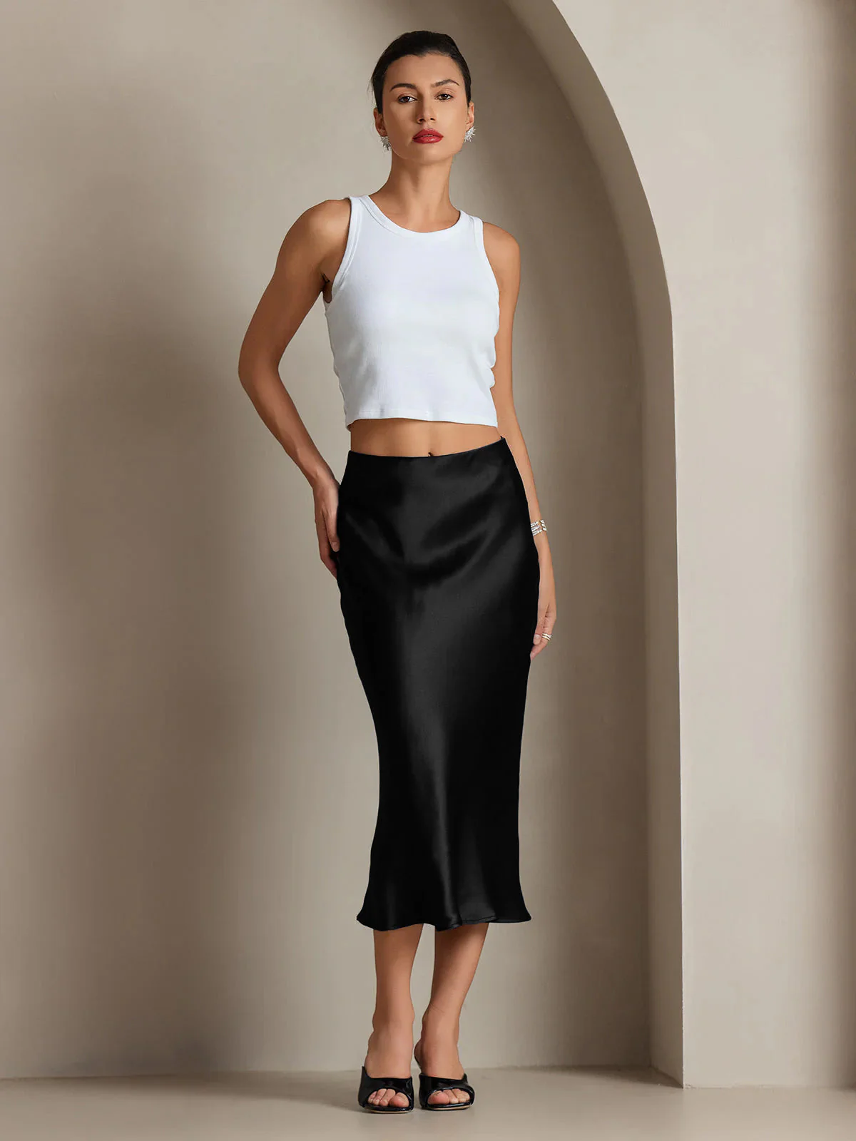 Elegant Basis Nederdel i Ren Silke - Image 16