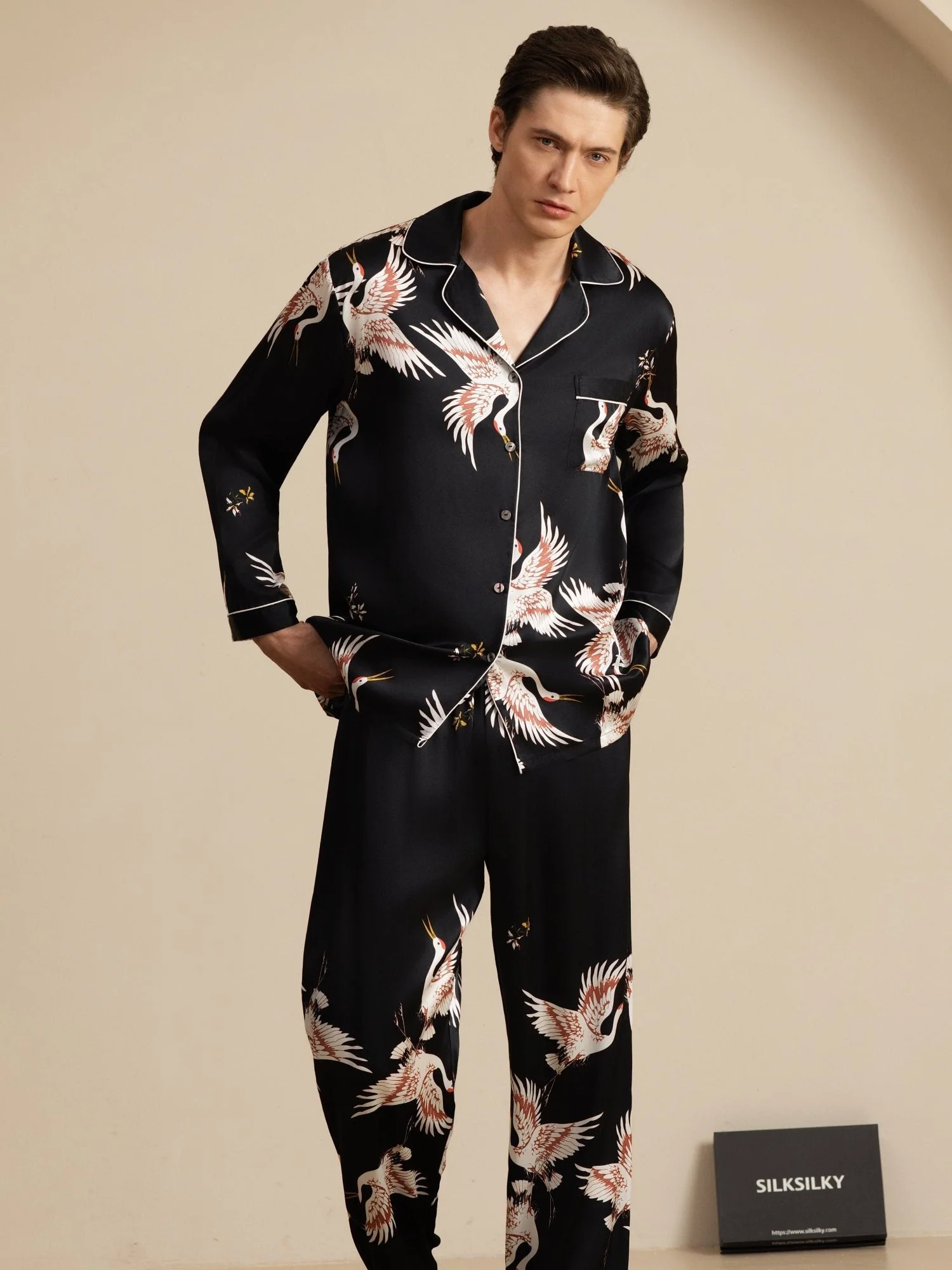 19Momme Ren Silke Herre Kraneprint Langærmet Notch Krave Pyjamas Sæt - Image 12