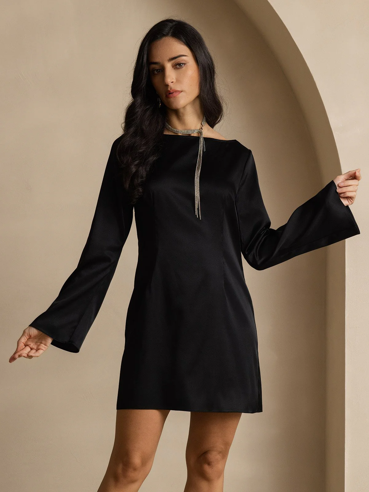 19Momme Silke Elegant Langærmet Kjole - Image 19
