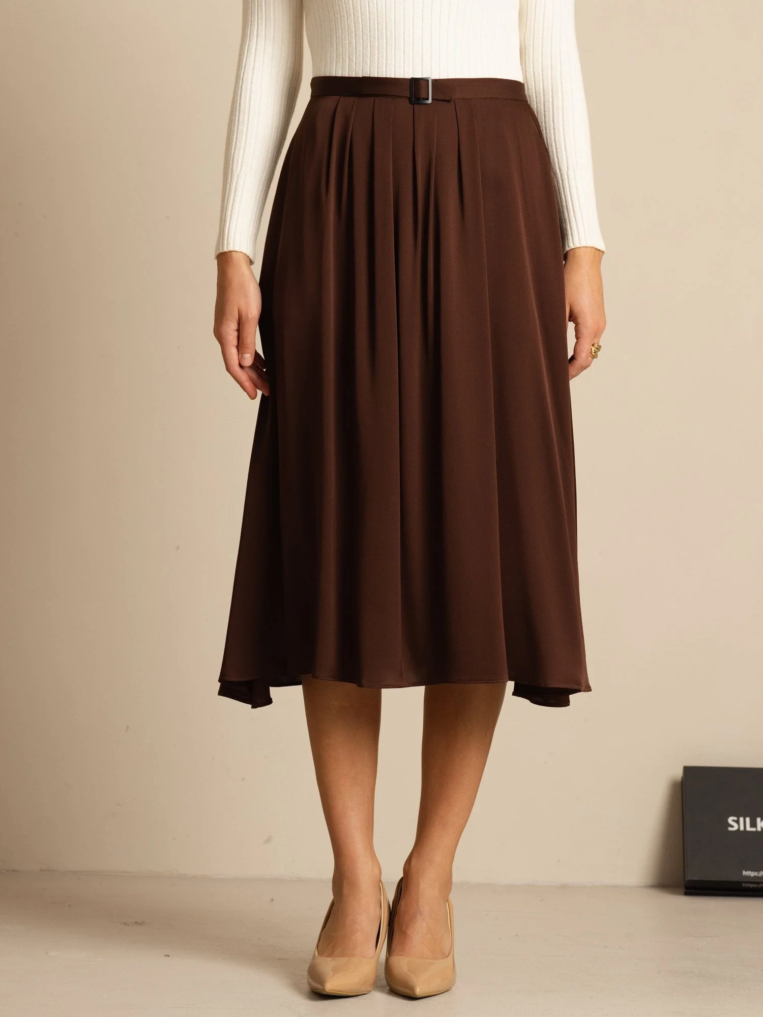 19Momme Silke High Waist A-Linje Plisseret Midi Nederdel med Lommer - Image 14
