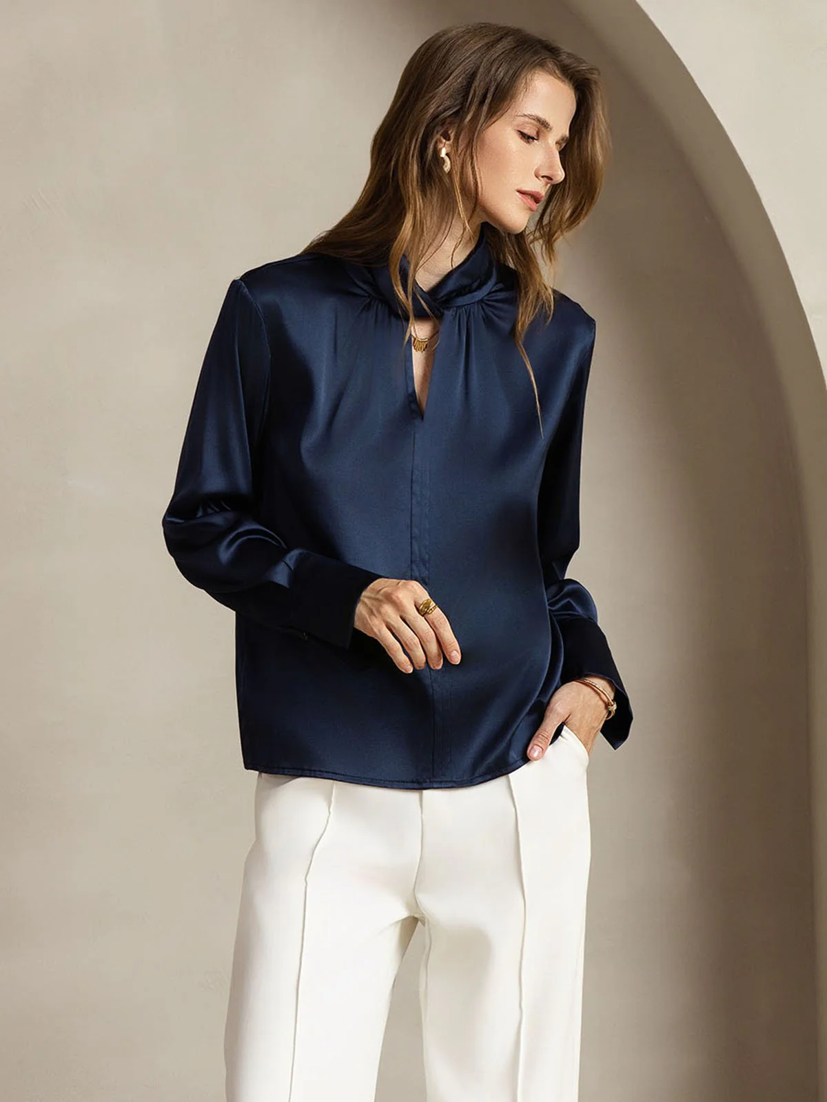 19 Momme Silkebluse Med Keyhole Hals Og Perlelignende Knapper - Image 30