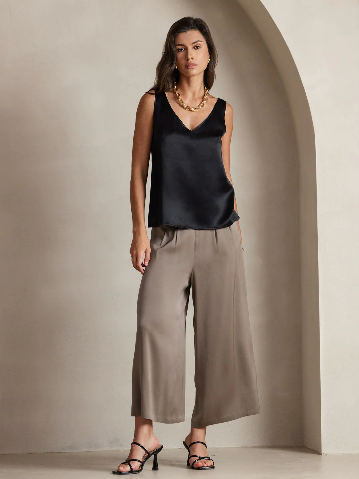19Momme Silke V-hals strop TankTop - Image 15