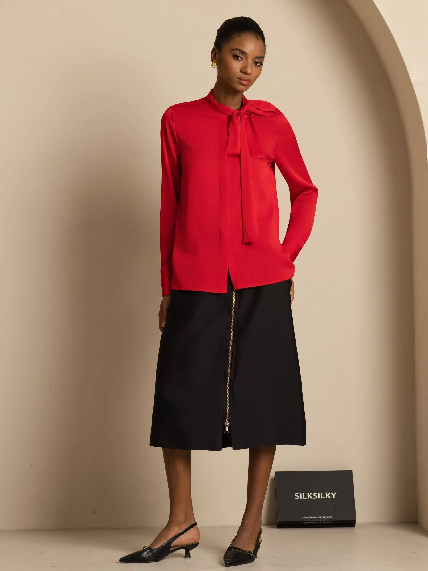 19Momme Silke Dame Tie Neck Langærmet Bluse - Image 12