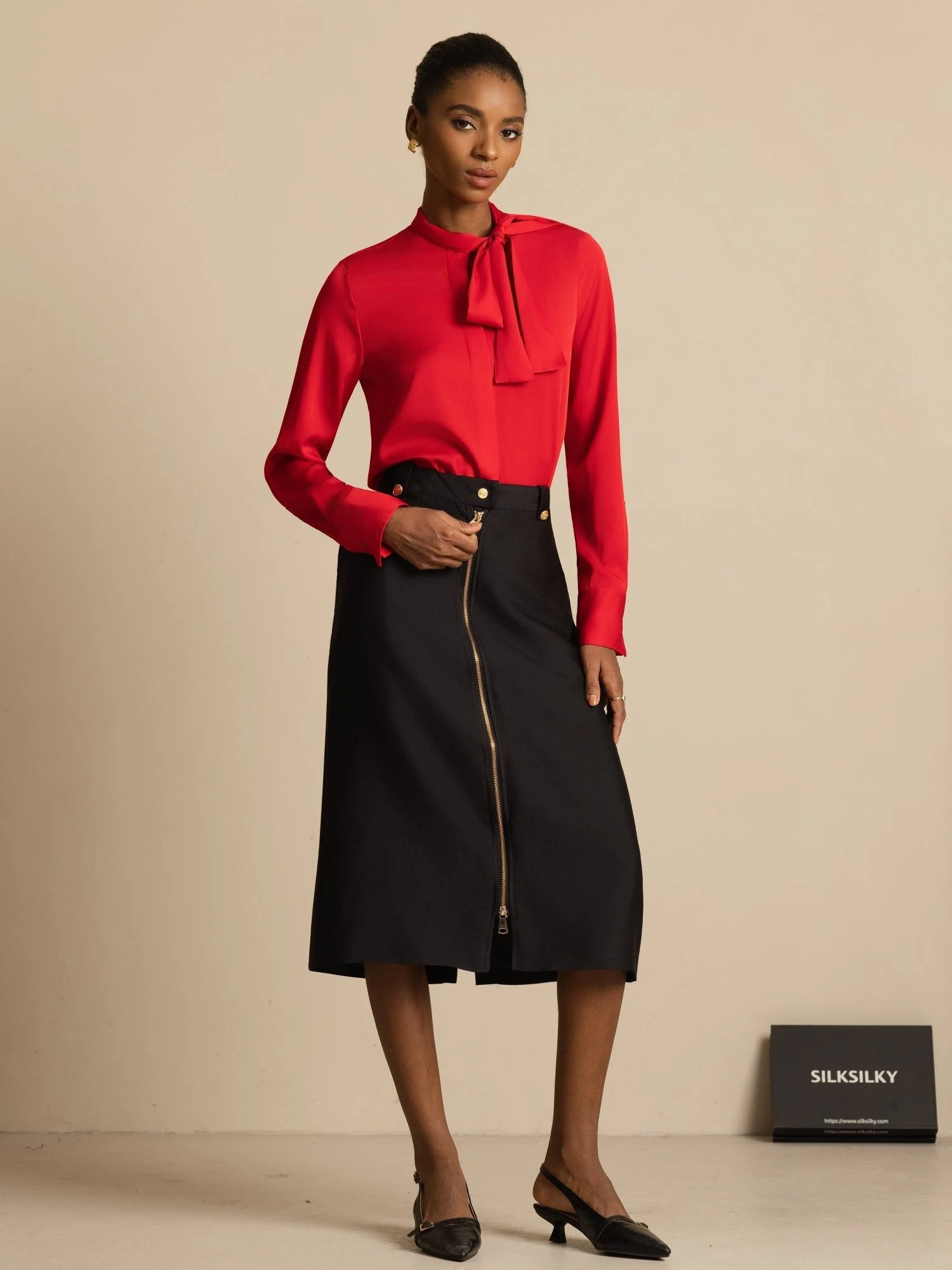 19Momme Silke Dame Tie Neck Langærmet Bluse - Image 17