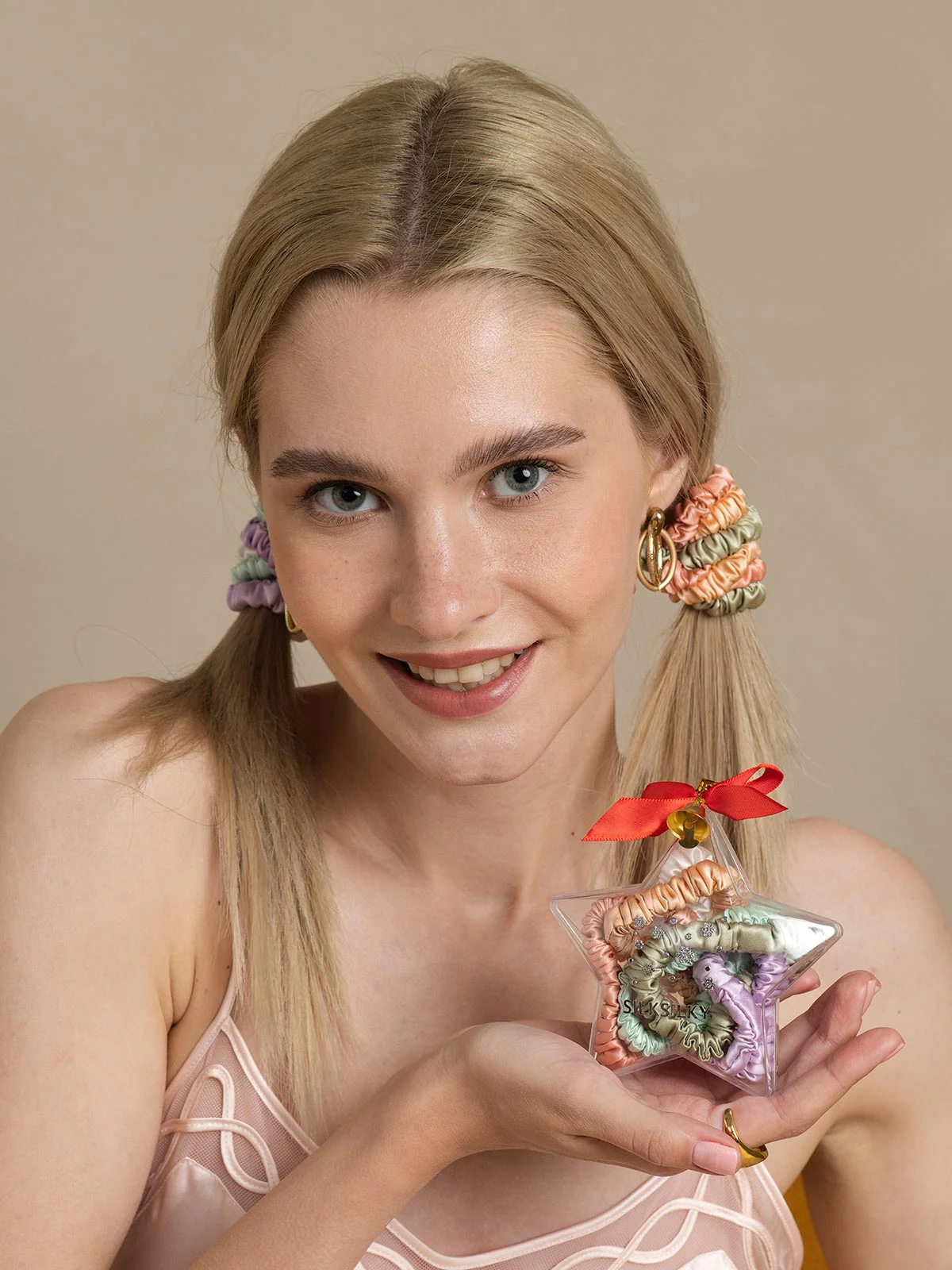 6Stk Ren Silke Holiday Tynd Hår Scrunchie Ornament - 1cm - Image 4