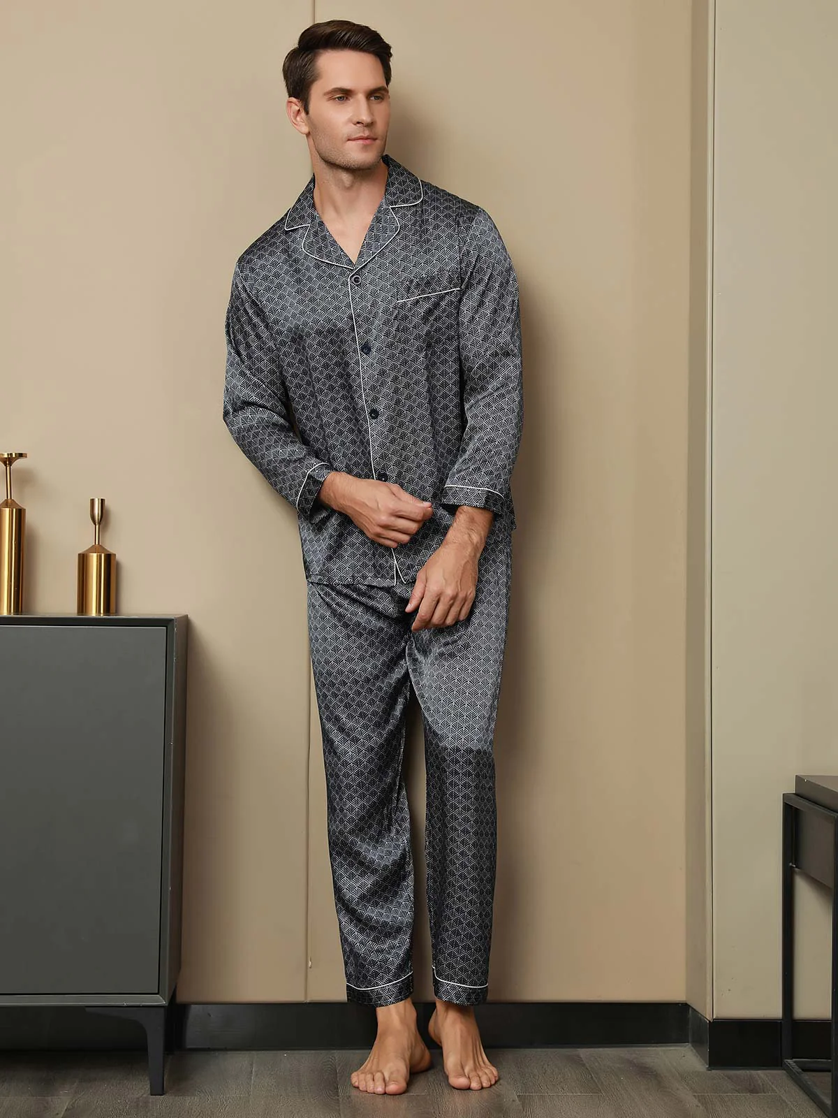 Herre Pyjamas Sæt I Ren Silke Med Marineblåt Ginkgo Print Langærmet Top Og Bukser - Image 5