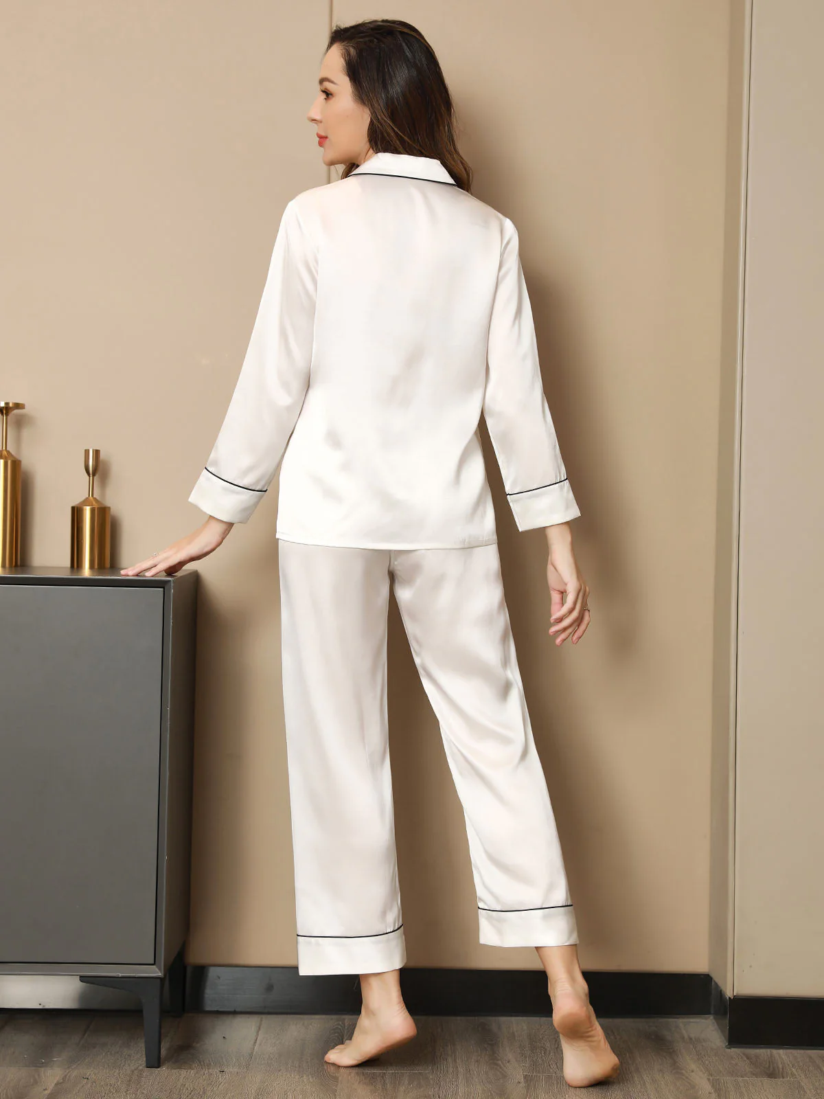 Klassisk Pyjamassæt I 100% Silkebinding - Image 17