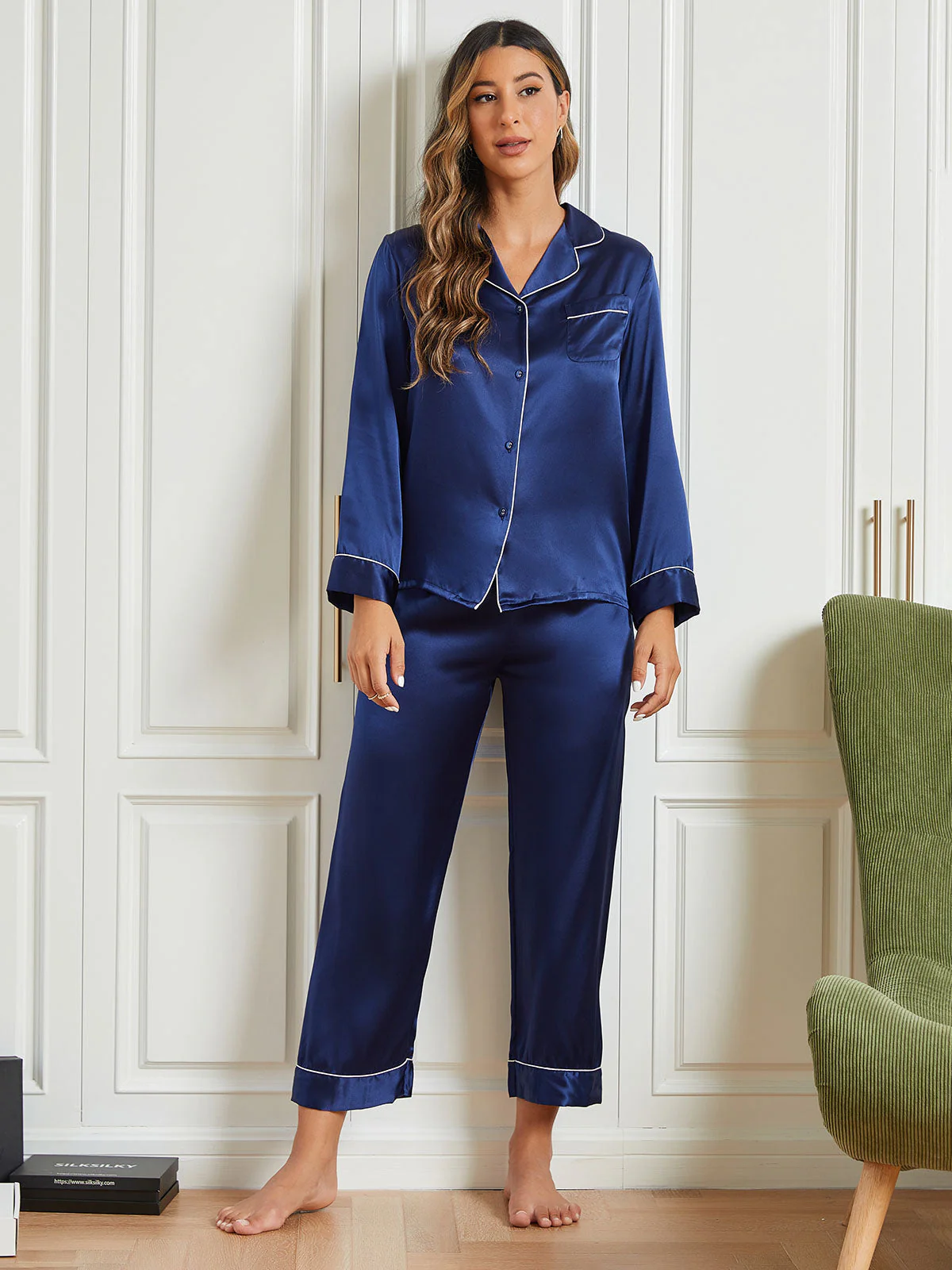 Klassisk Pyjamassæt I 100% Silkebinding - Image 24