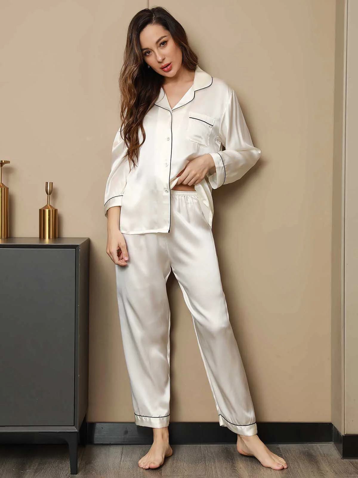 100% Silke Binding Trim Pyjamas Sæt 2 Stk - Image 4