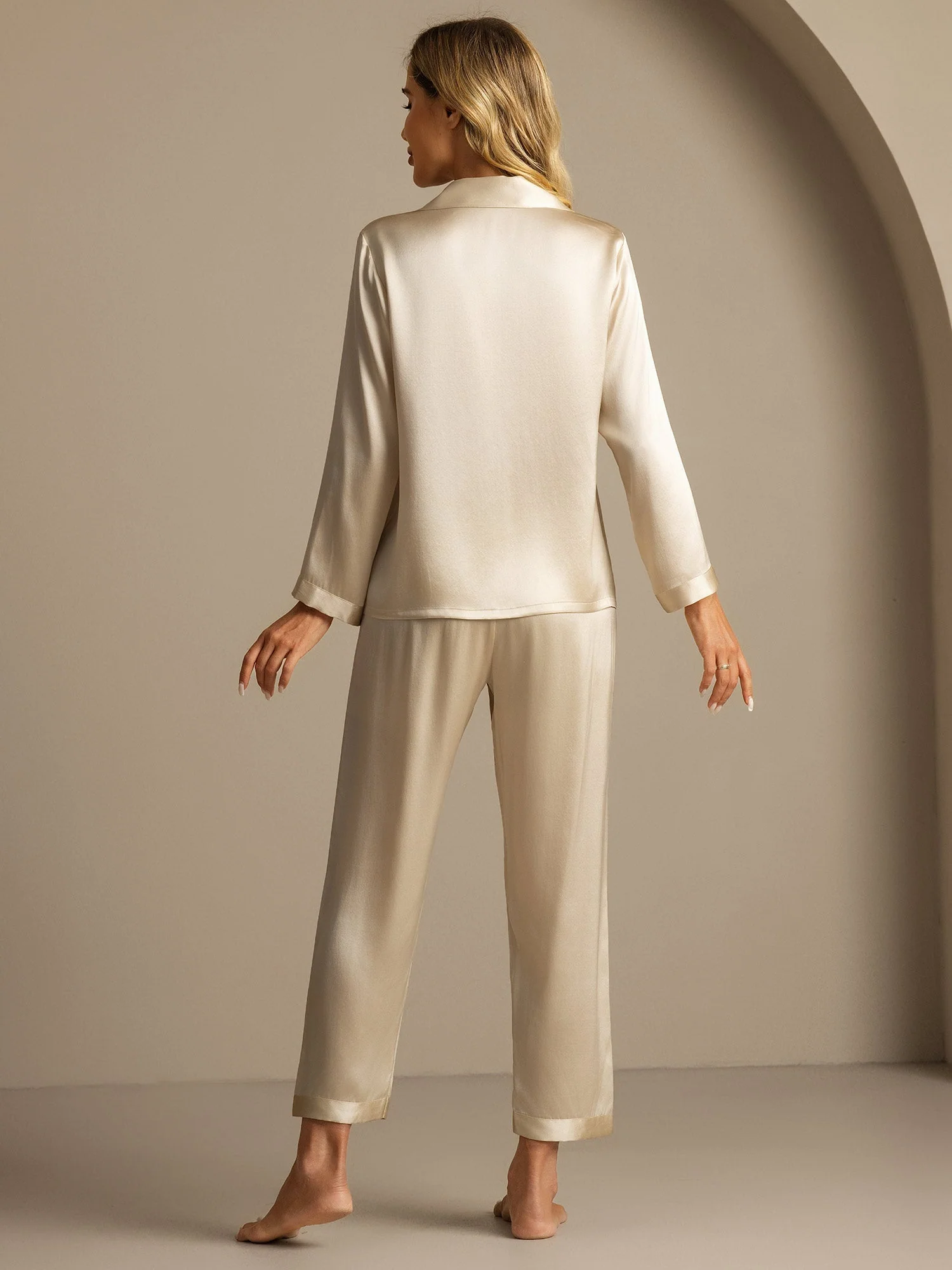 100% Silke Button Up Damepyjamas - Image 25