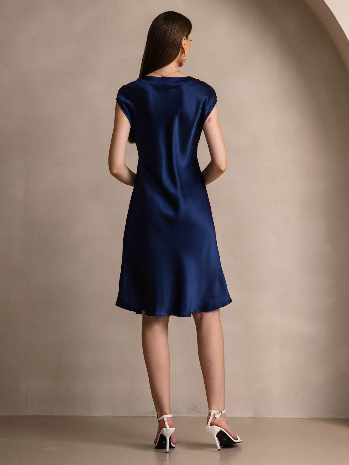 Ren Silke Elegant Cap Sleeve Korte - Image 14