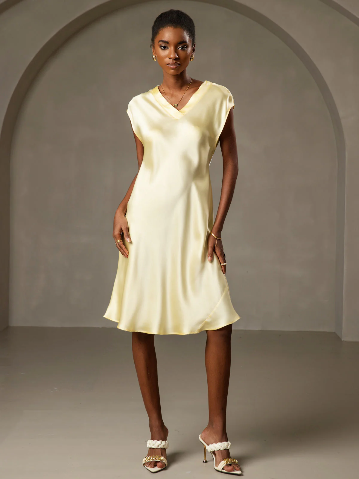 Ren Silke Elegant Cap Sleeve Korte - Image 43