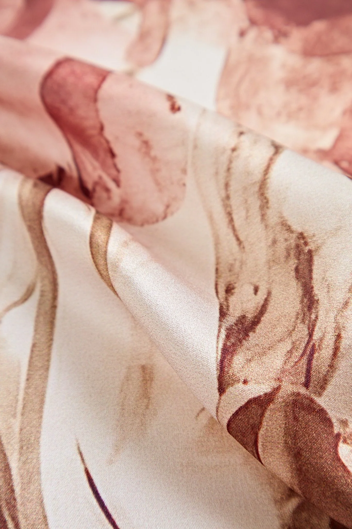 Pure Silk Floral Firkantet Tørklæde med Guldkant 53*53 cm - Image 5