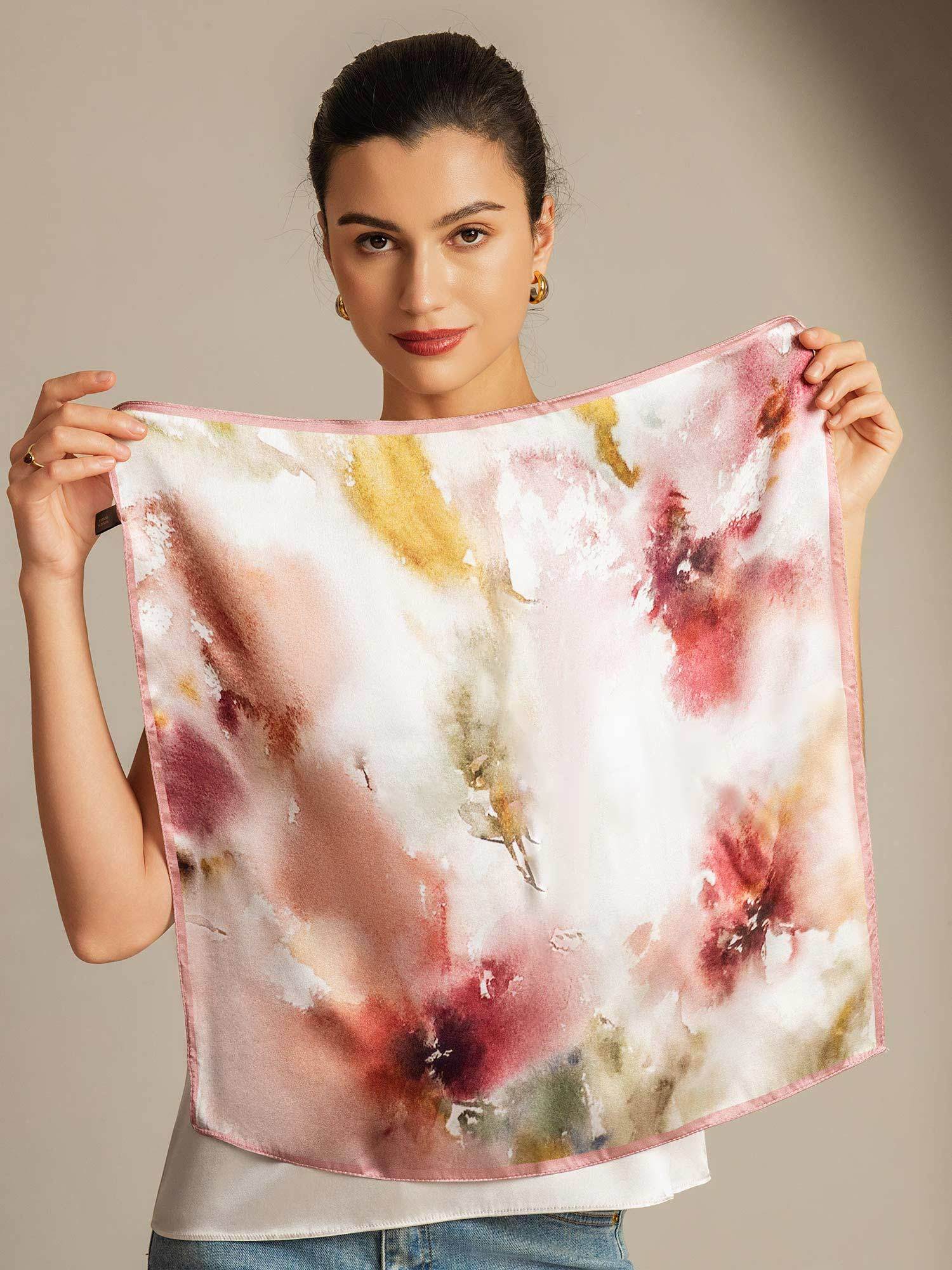 Pure Silke Blomster Firkanteret Tørklæde med Rosa Kant 53*53 cm - Image 2