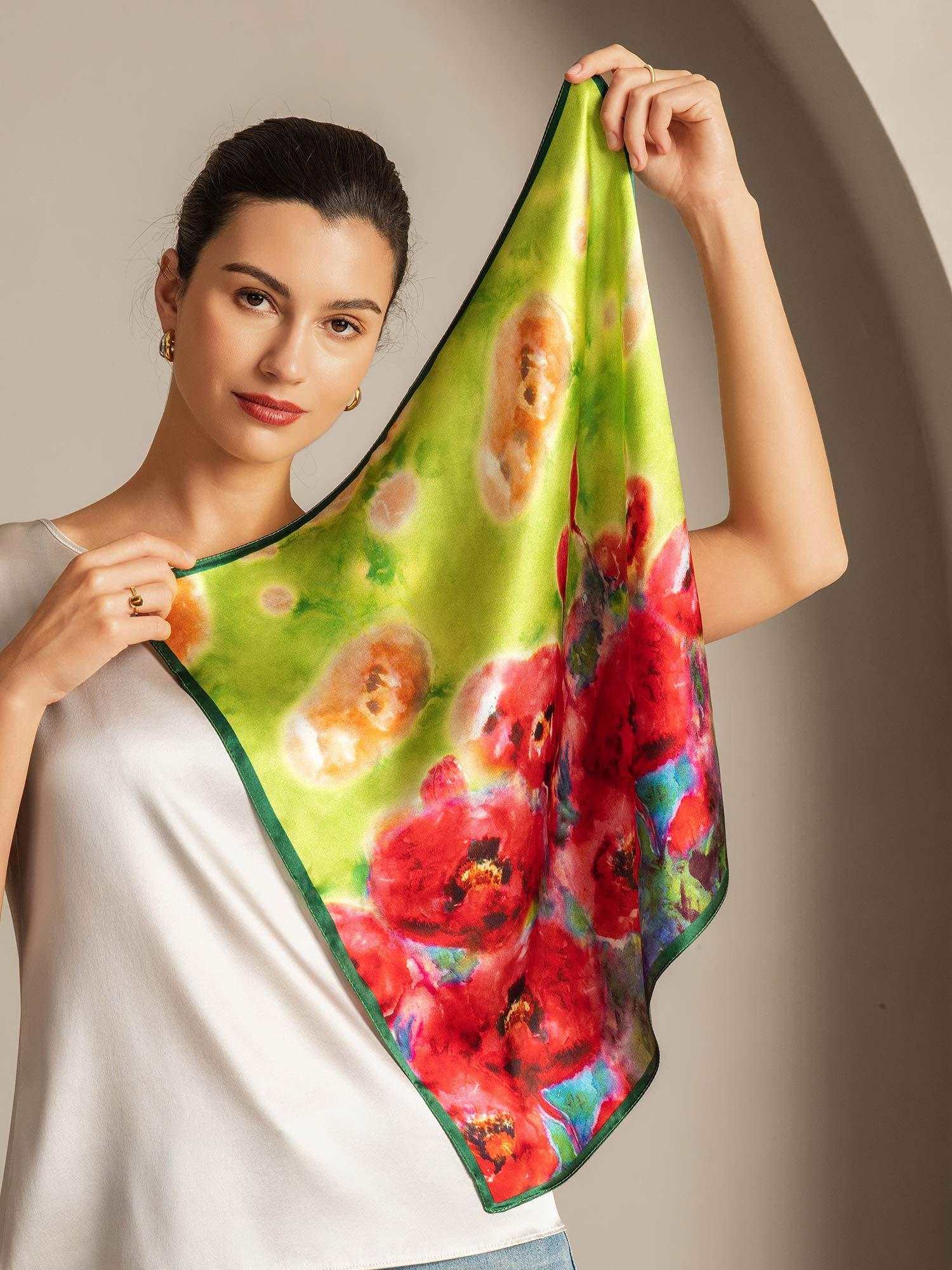 Pure Silk Flower Impression Square Scarf - Størrelse 53x53cm - Image 4