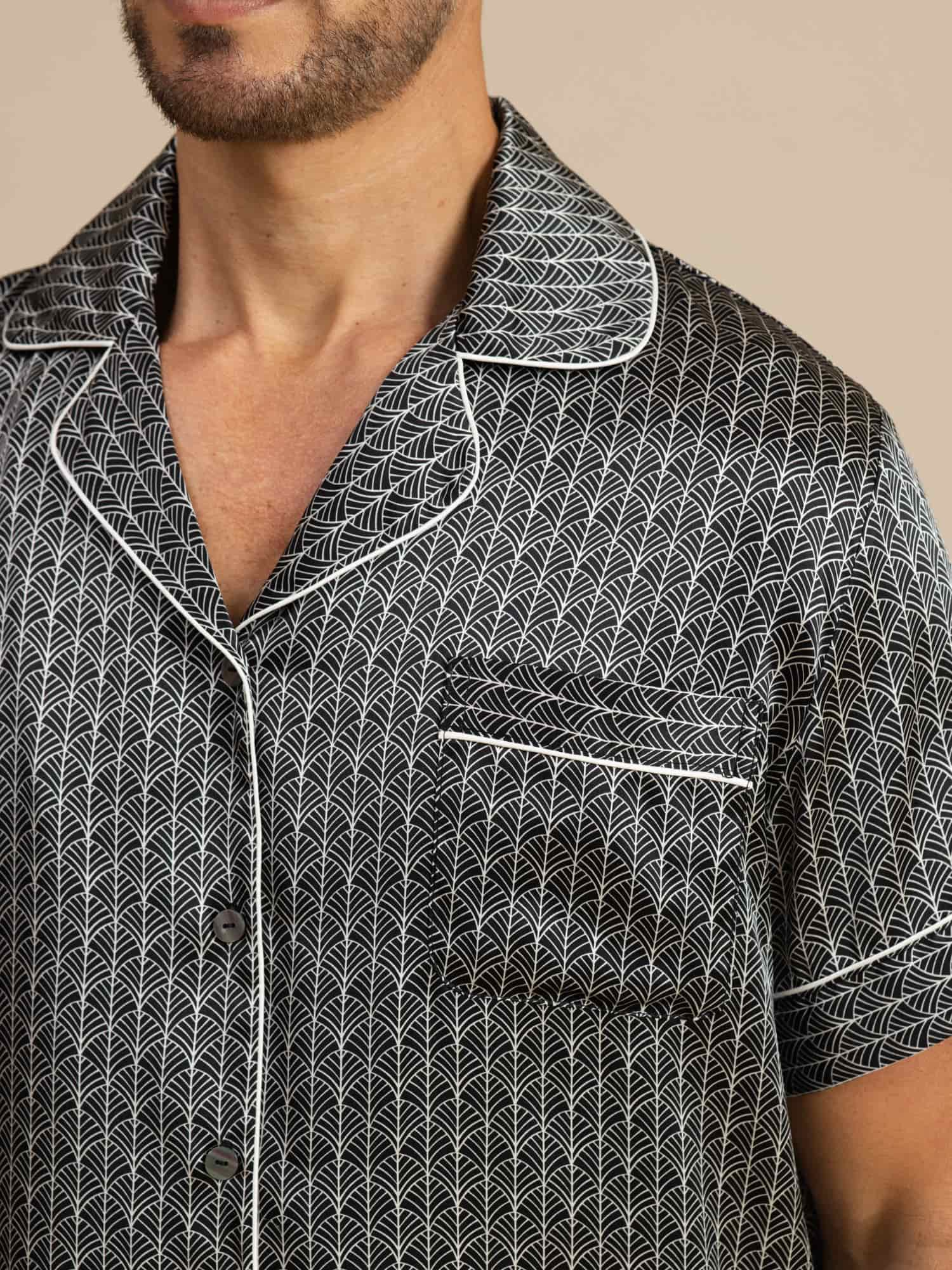 Herre Pyjamas Sæt I Ren Silke Marineblå Med Ginkgo Print Korte Ærmer Og Reverskrave - Image 16