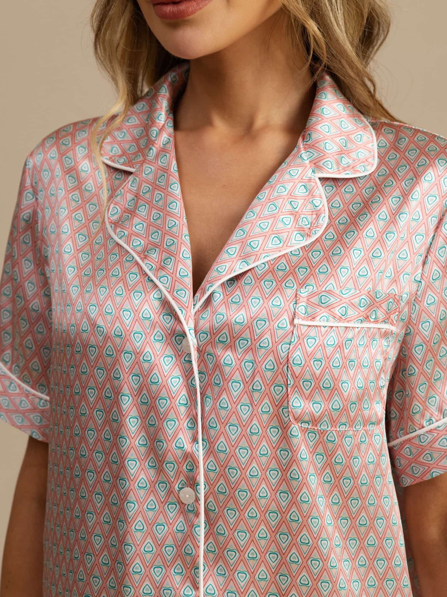Kvinders Pyjamasæt I Ren Silke Med Geometrisk Print Kortærmet Reverskrave Med Bukser - Image 9