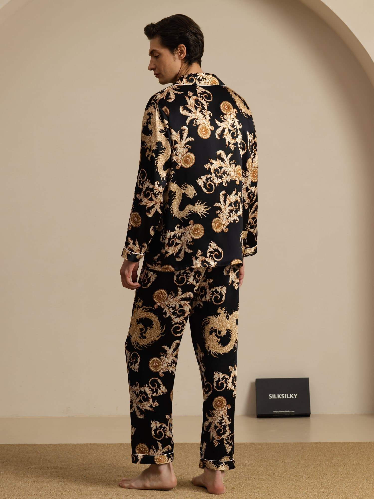Pure Silke Herre Drage Print Langærmet Notch Krave Pyjamasæt - Image 10