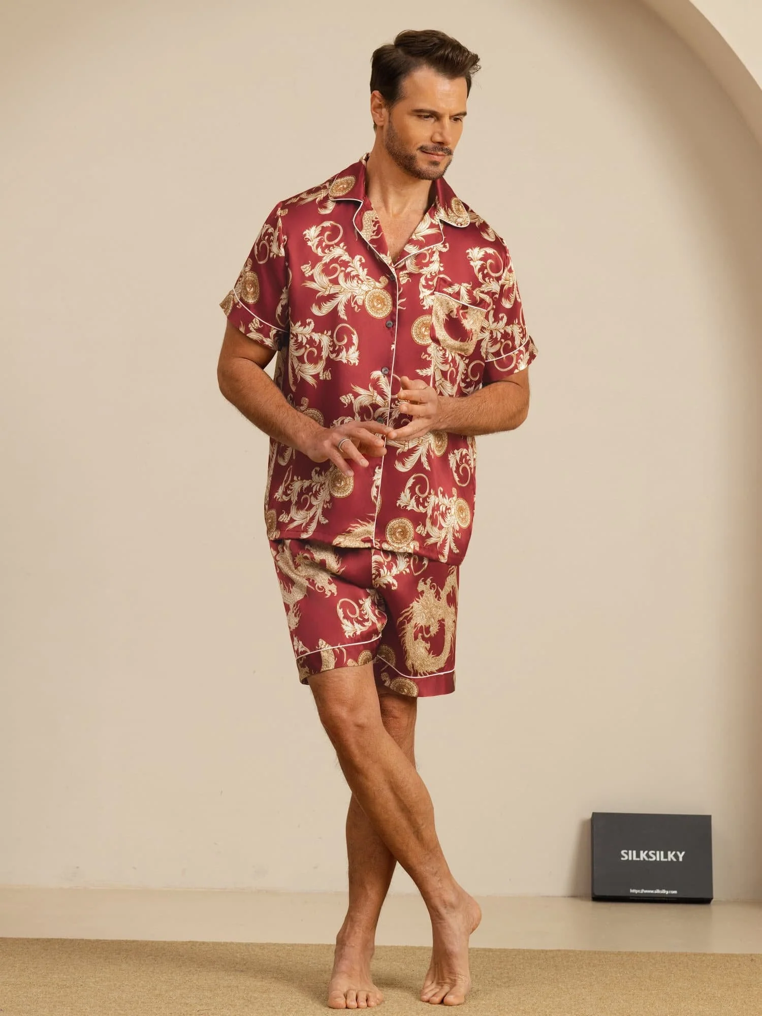 Pure Silke Herre Drage Print Kortærmet Notch Krave Pyjamasæt - Image 14