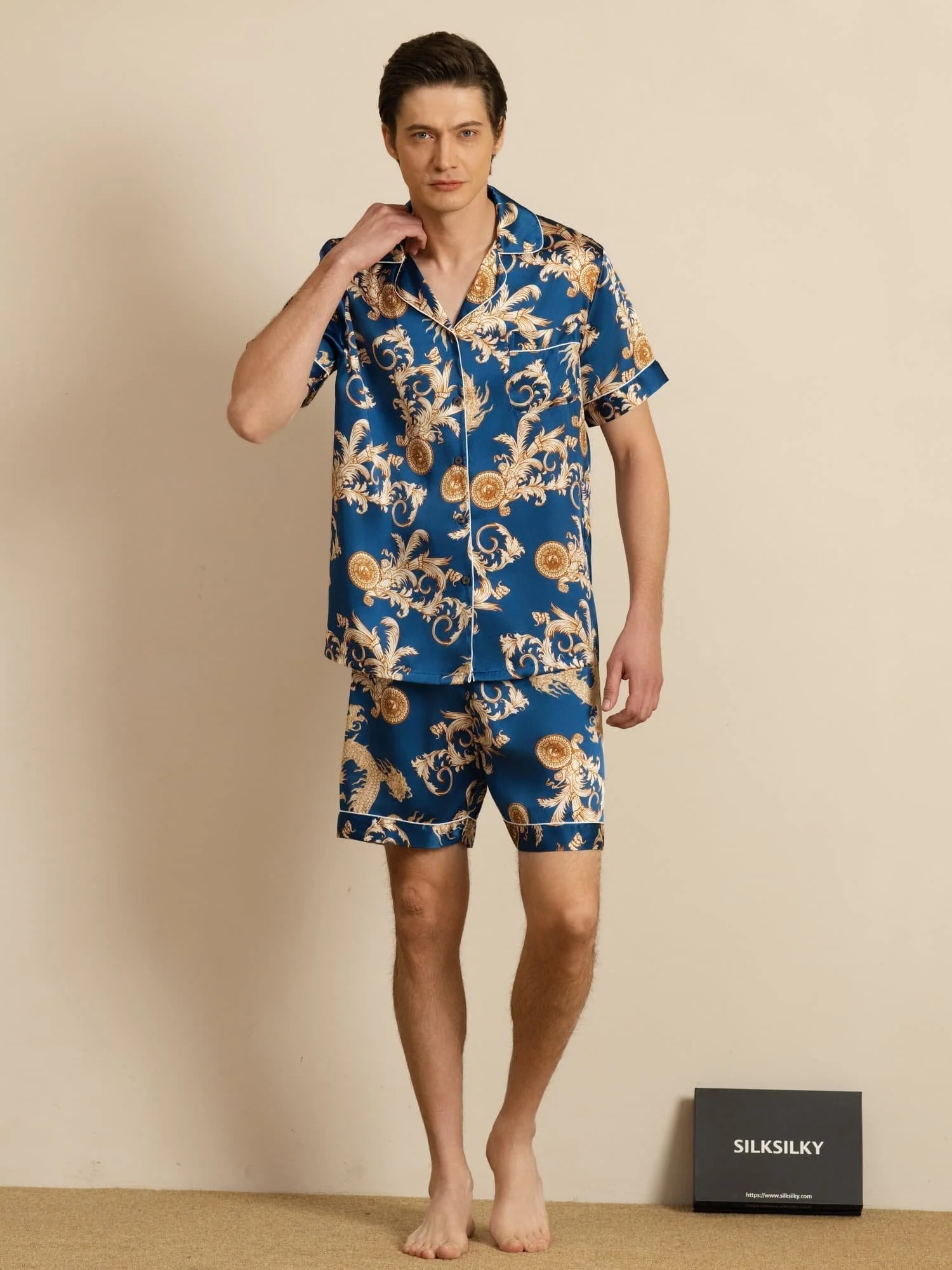 Pure Silke Herre Drage Print Kortærmet Notch Krave Pyjamasæt - Image 20