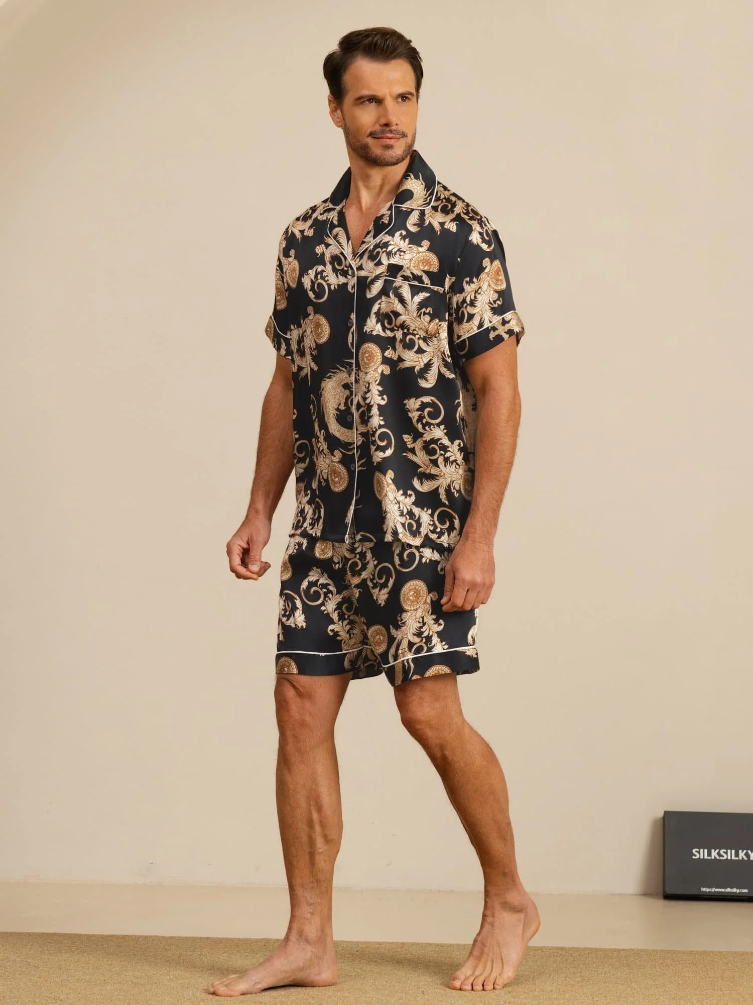 Pure Silke Herre Drage Print Kortærmet Notch Krave Pyjamasæt - Image 6