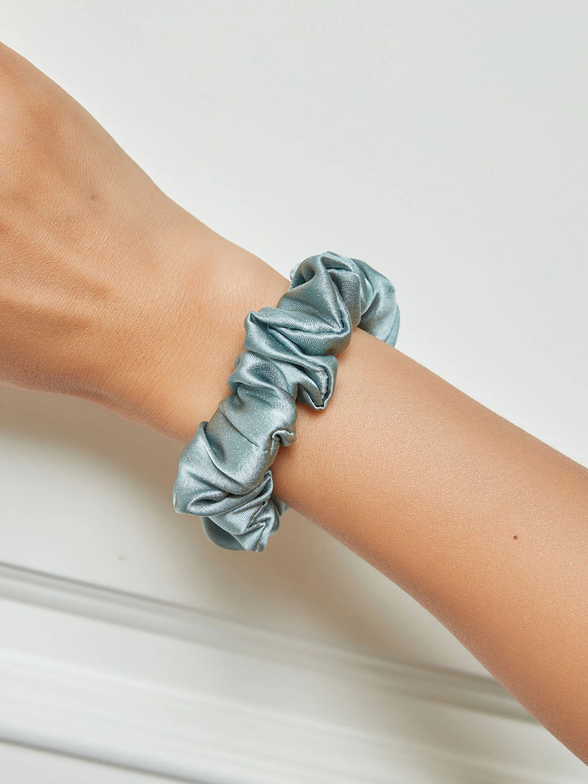 Ren Silke Blød Klassisk Hår Scrunchie - 2cm - Image 96