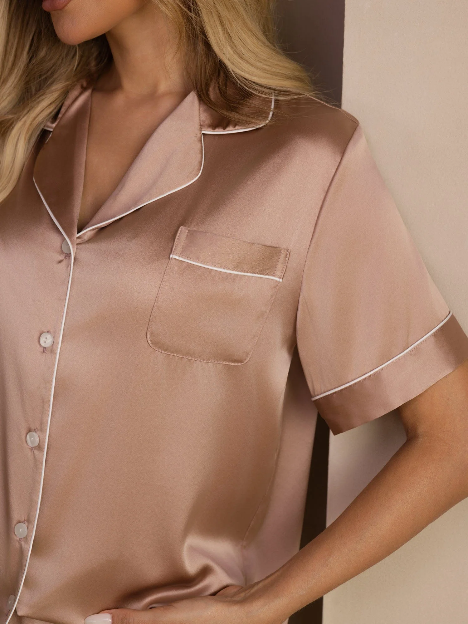 Kort Pyjamassæt I 100% Silke - Image 10