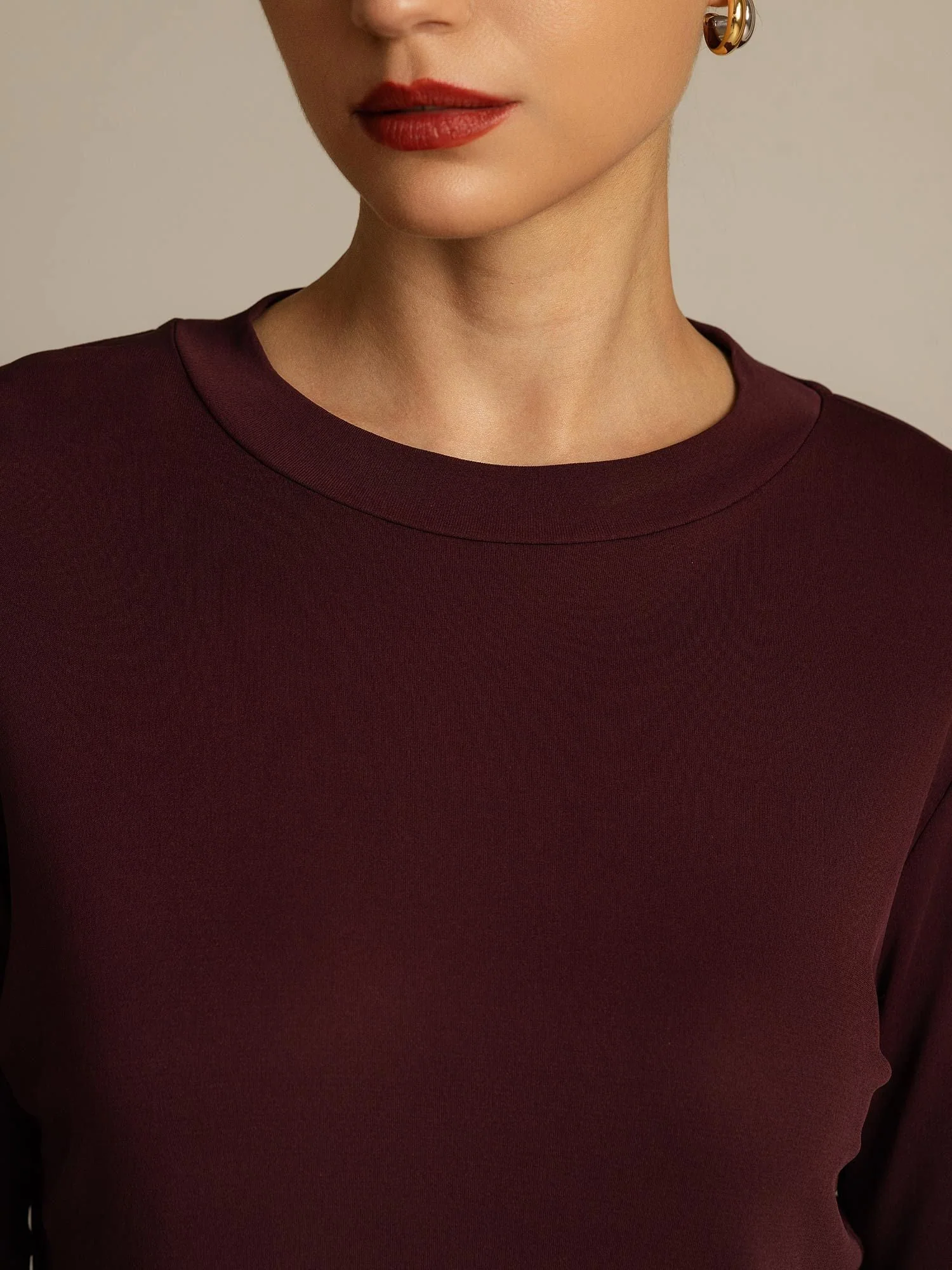 T-Shirt Til Kvinder I Ren Silke Med Halvlange Ærmer Og Rund Hals - Image 20