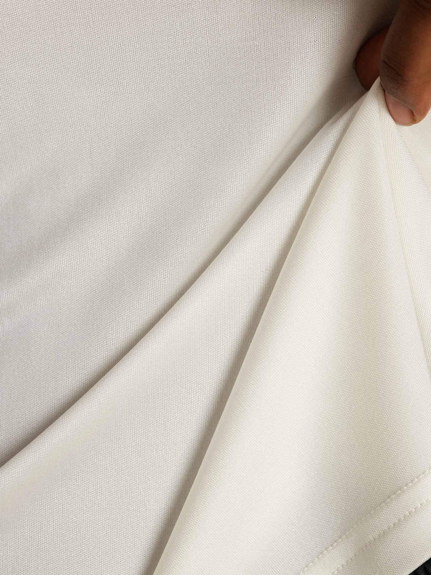 Damebluse I Ren Silke Med Lange Ærmer Og Rund Hals - Image 5