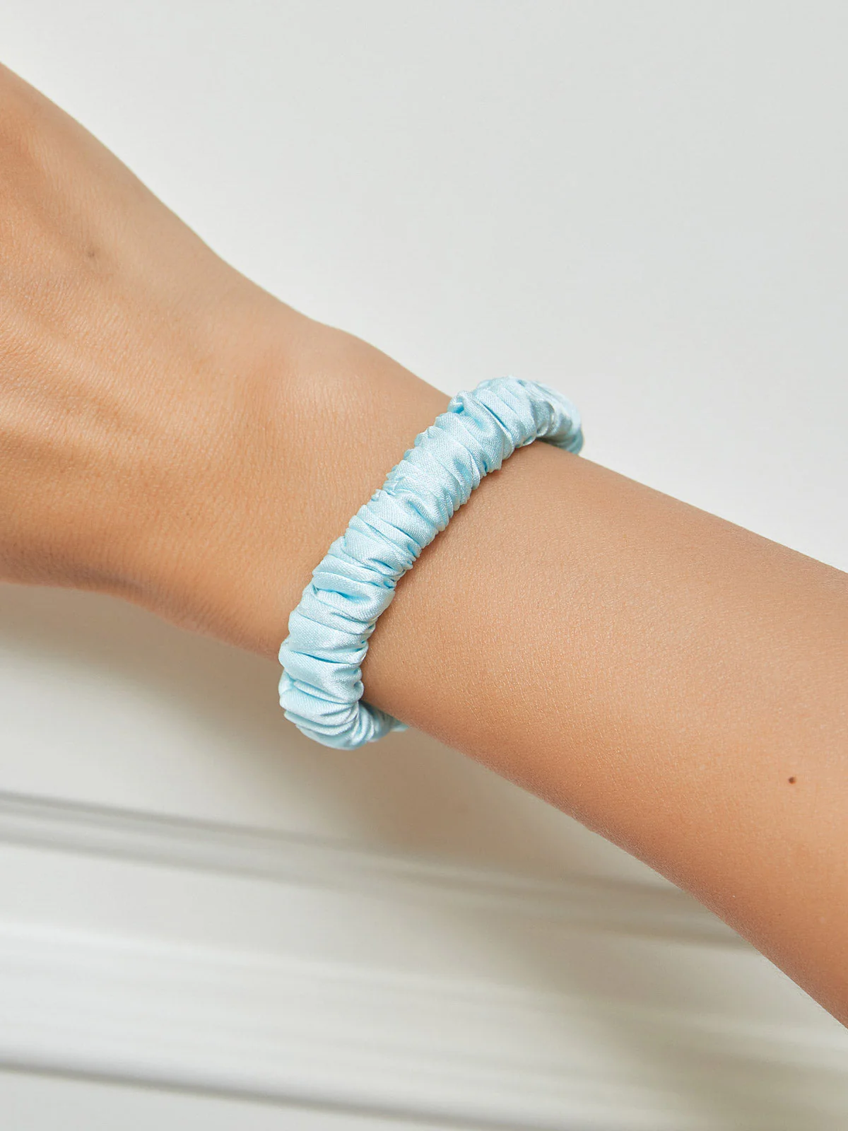 Ren Silke Blød Tynd Hår Scrunchie - 1cm - Image 81