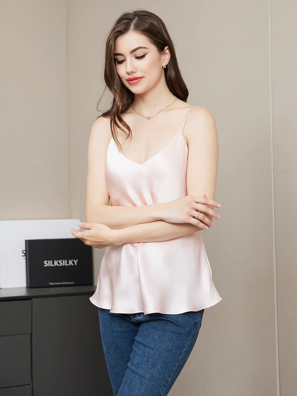 100% Silke Spaghetti Rem Camisoles - Image 33
