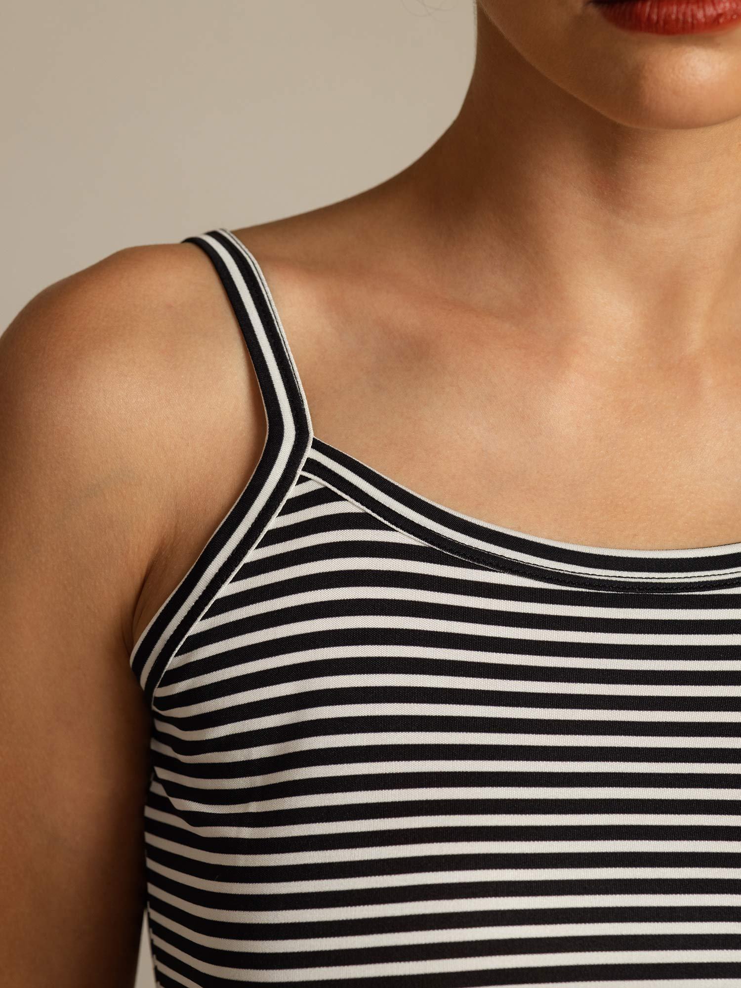 Ren Silke Spaghettistrop Firkantet Halsstribe Camisole Top - Image 7