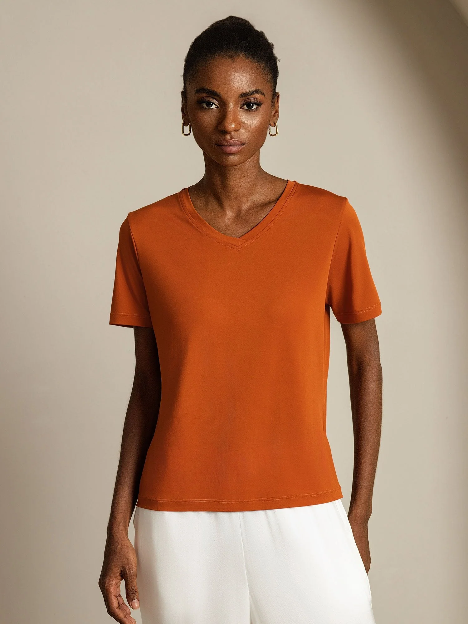 Pure Silk V-Hals Korte Ærmer Snag-Resistant Kvinders T-Shirt