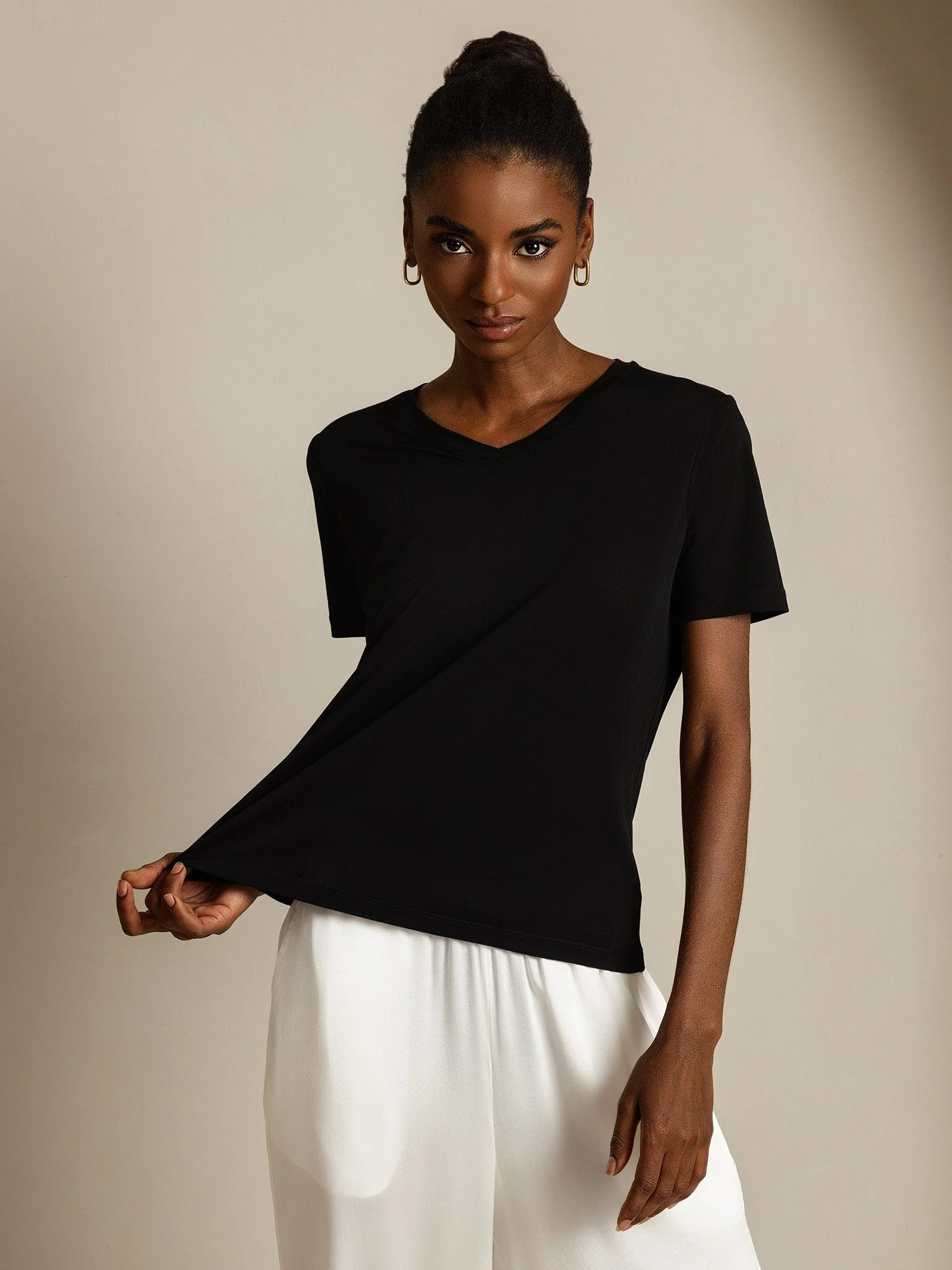 Pure Silk V-Hals Korte Ærmer Snag-Resistant Kvinders T-Shirt - Image 35