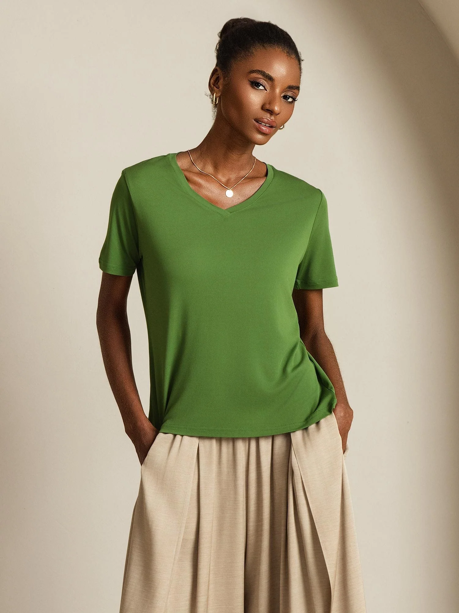 Pure Silk V-Hals Korte Ærmer Snag-Resistant Kvinders T-Shirt - Image 38