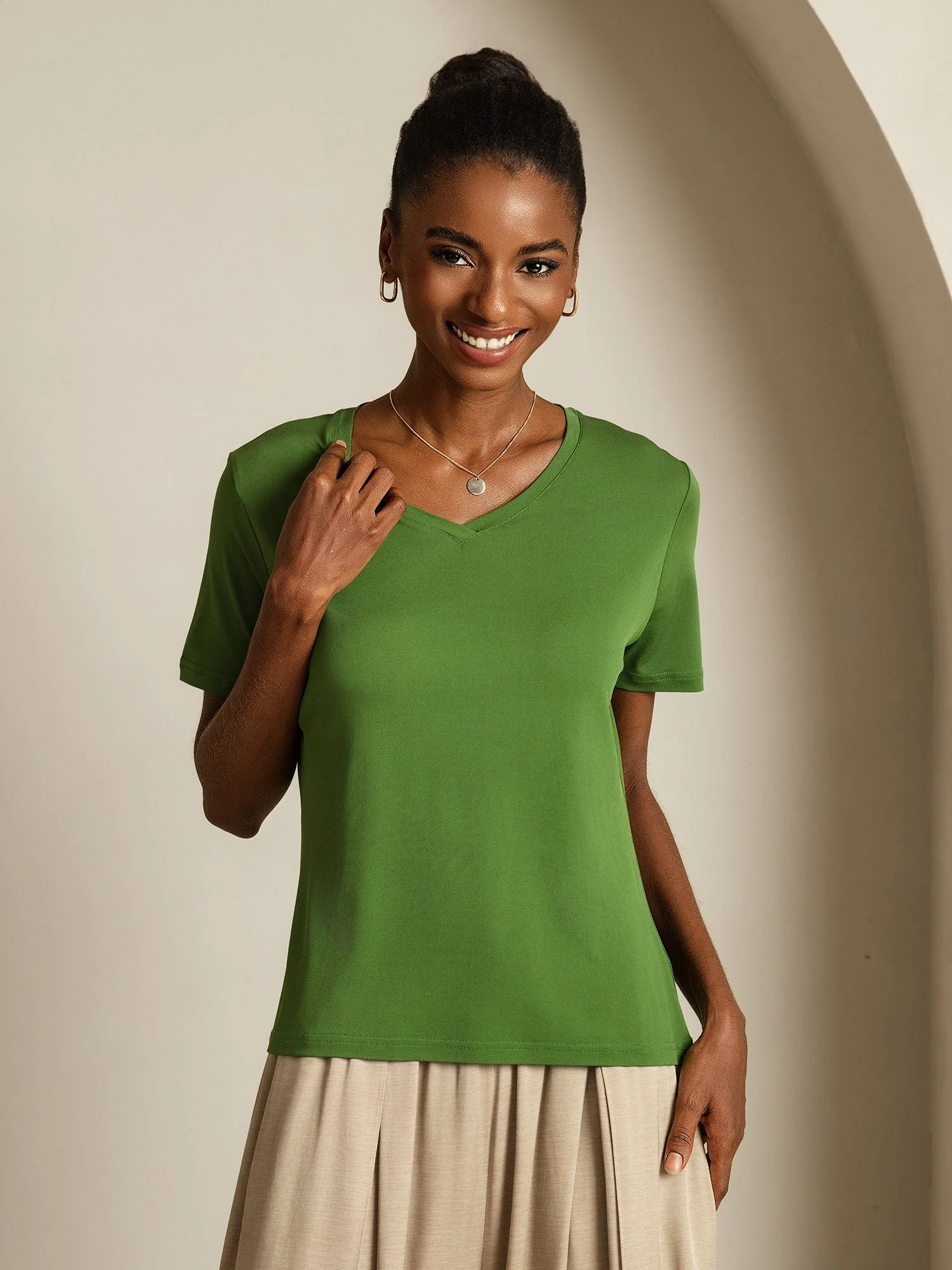 Pure Silk V-Hals Korte Ærmer Snag-Resistant Kvinders T-Shirt - Image 42