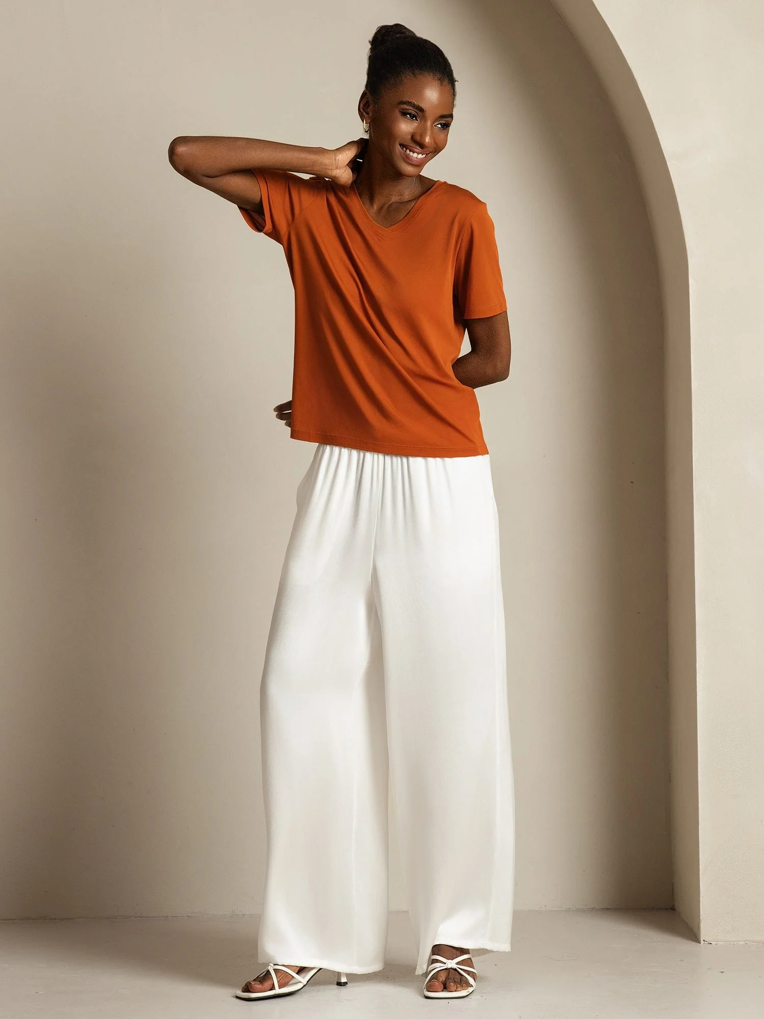 Pure Silk V-Hals Korte Ærmer Snag-Resistant Kvinders T-Shirt - Image 9