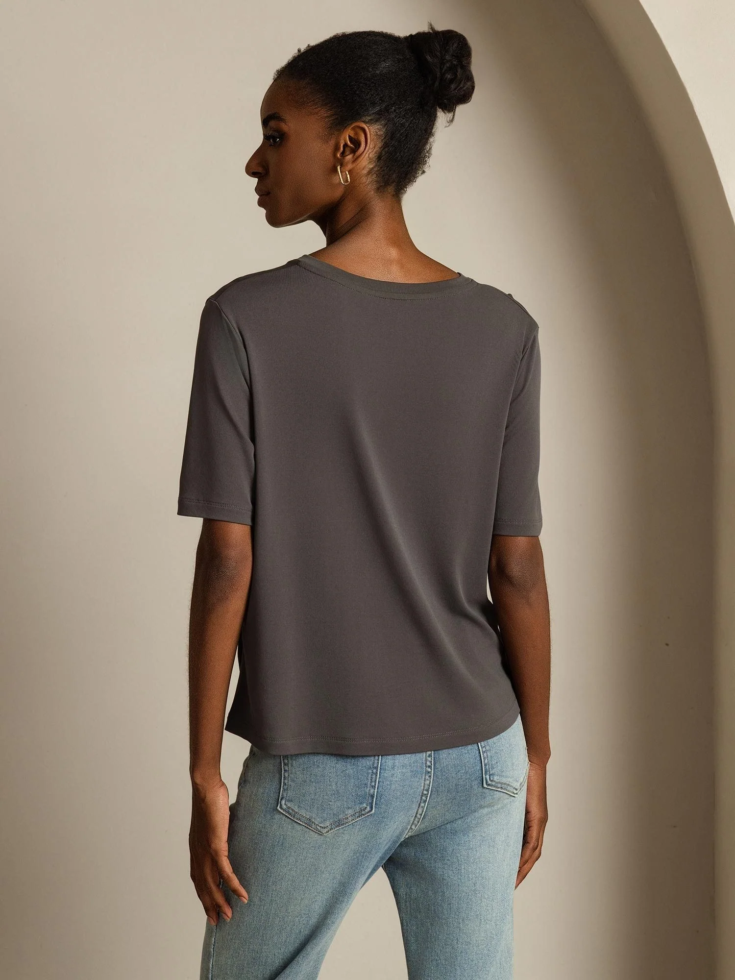 T-shirt til Kvinder i Ren Silke V-Hals - Image 10