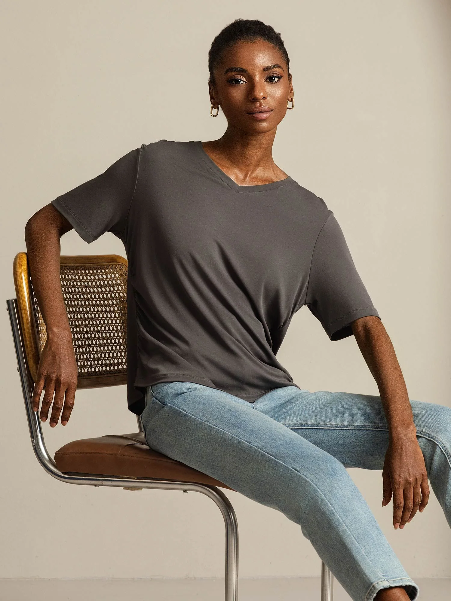 T-shirt til Kvinder i Ren Silke V-Hals - Image 15