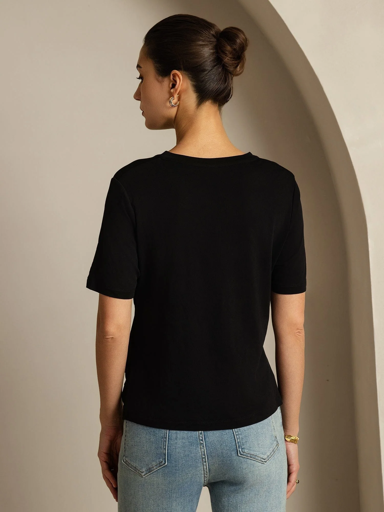 T-shirt til Kvinder i Ren Silke V-Hals - Image 2