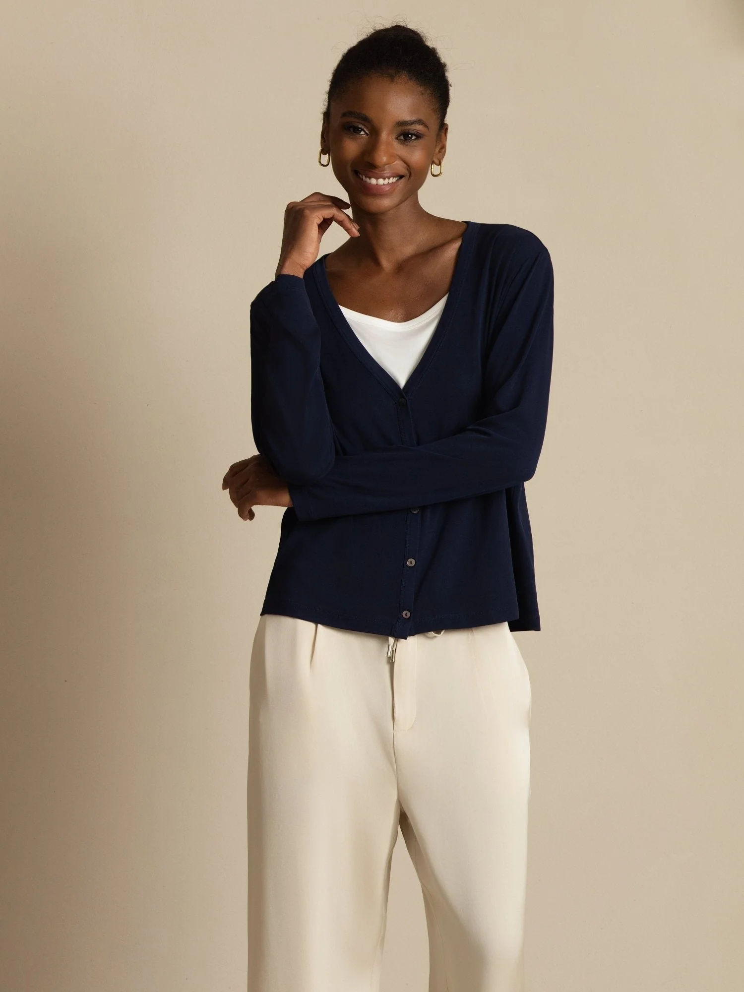 Pure Silk Dame V-Hals Langærmet Basic Cardigan - Image 4