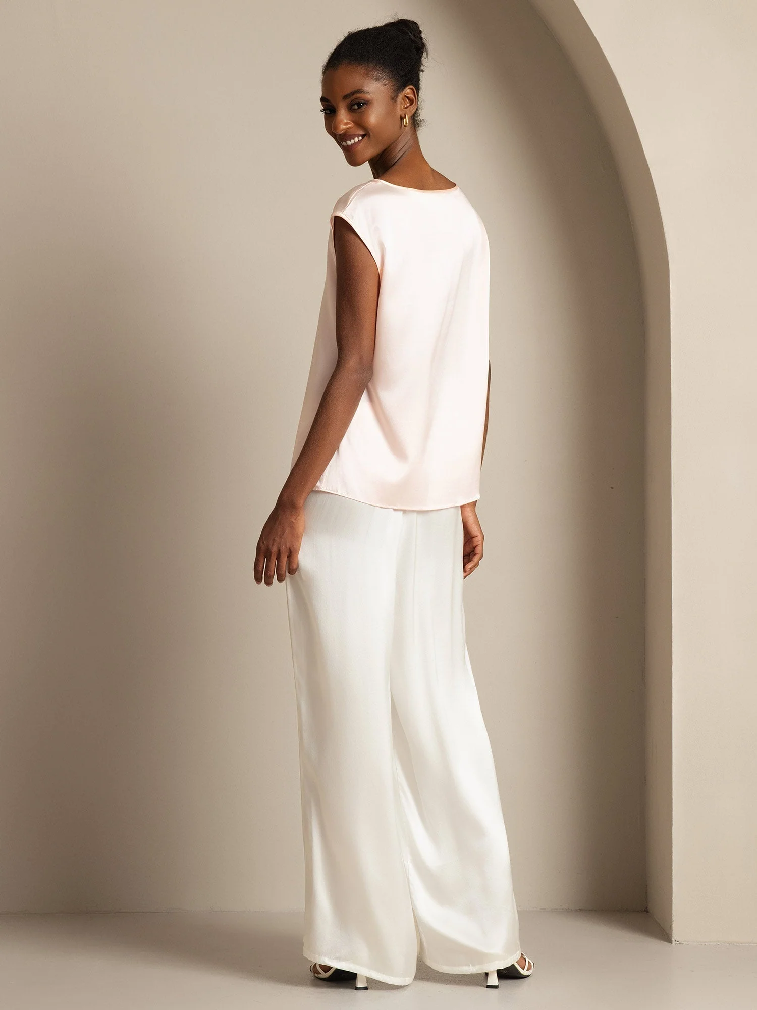 19Momme Silke Kappeærme Bluse - Image 50