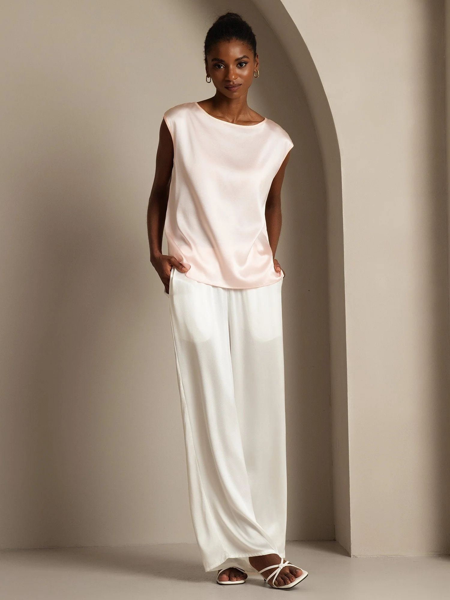 19Momme Silke Kappeærme Bluse - Image 54