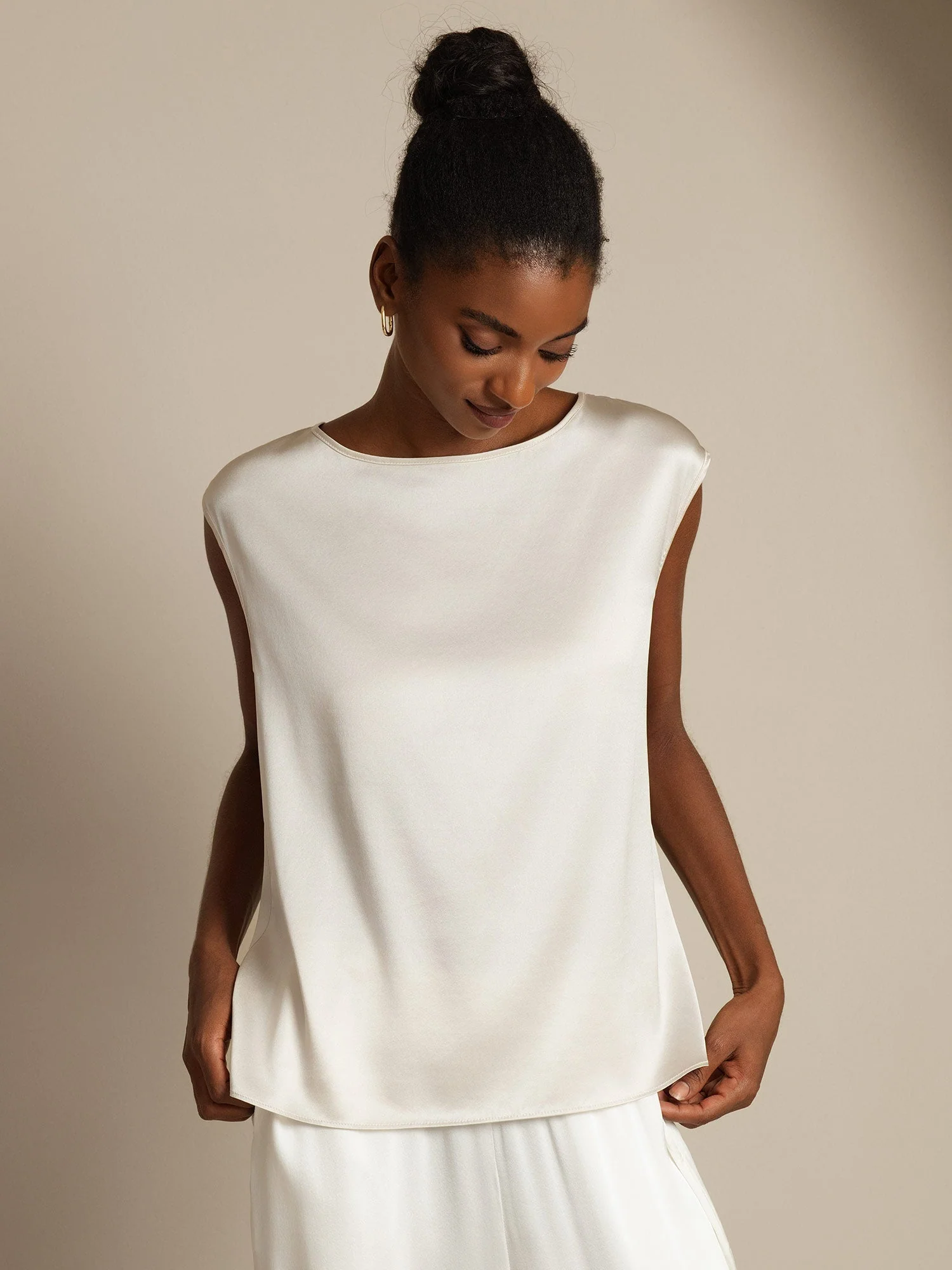 19Momme Silke Kappeærme Bluse - Image 6