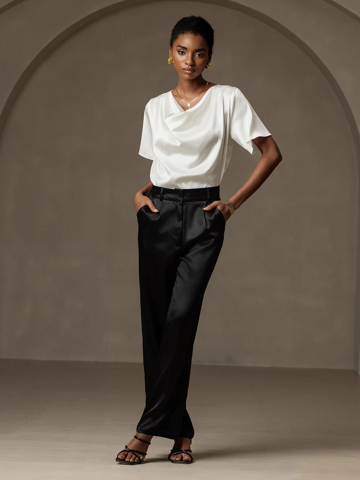 19Momme Silke afslappet cowl neck kortærmet t-shirt - Image 6