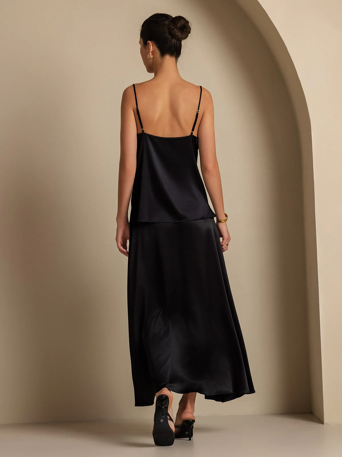 19Momme Silke A-Line Maxi Nederdel Med Foer - Image 16