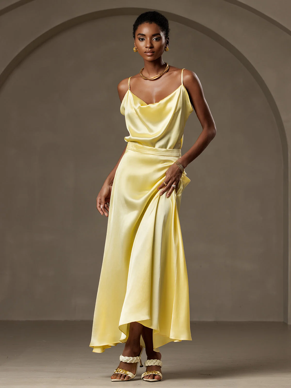 19Momme Silke A-Line Maxi Nederdel Med Foer - Image 25